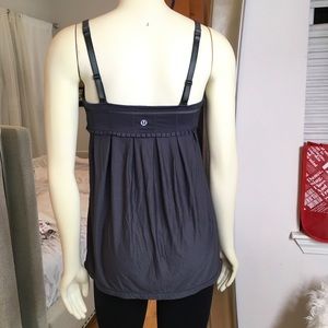 Lululemon tank top size 6